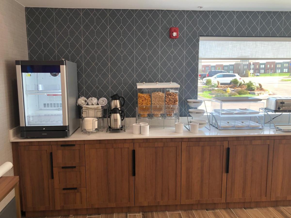 Comfort Inn & Suites Gallatin - Nashville Metro Eksteriør bilde